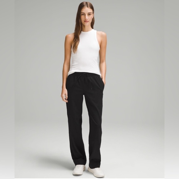 NWT - Lululemon Straight-Leg, Mid-Rise Pant Luxtreme Blakc Sz Small - Picture 1 of 6